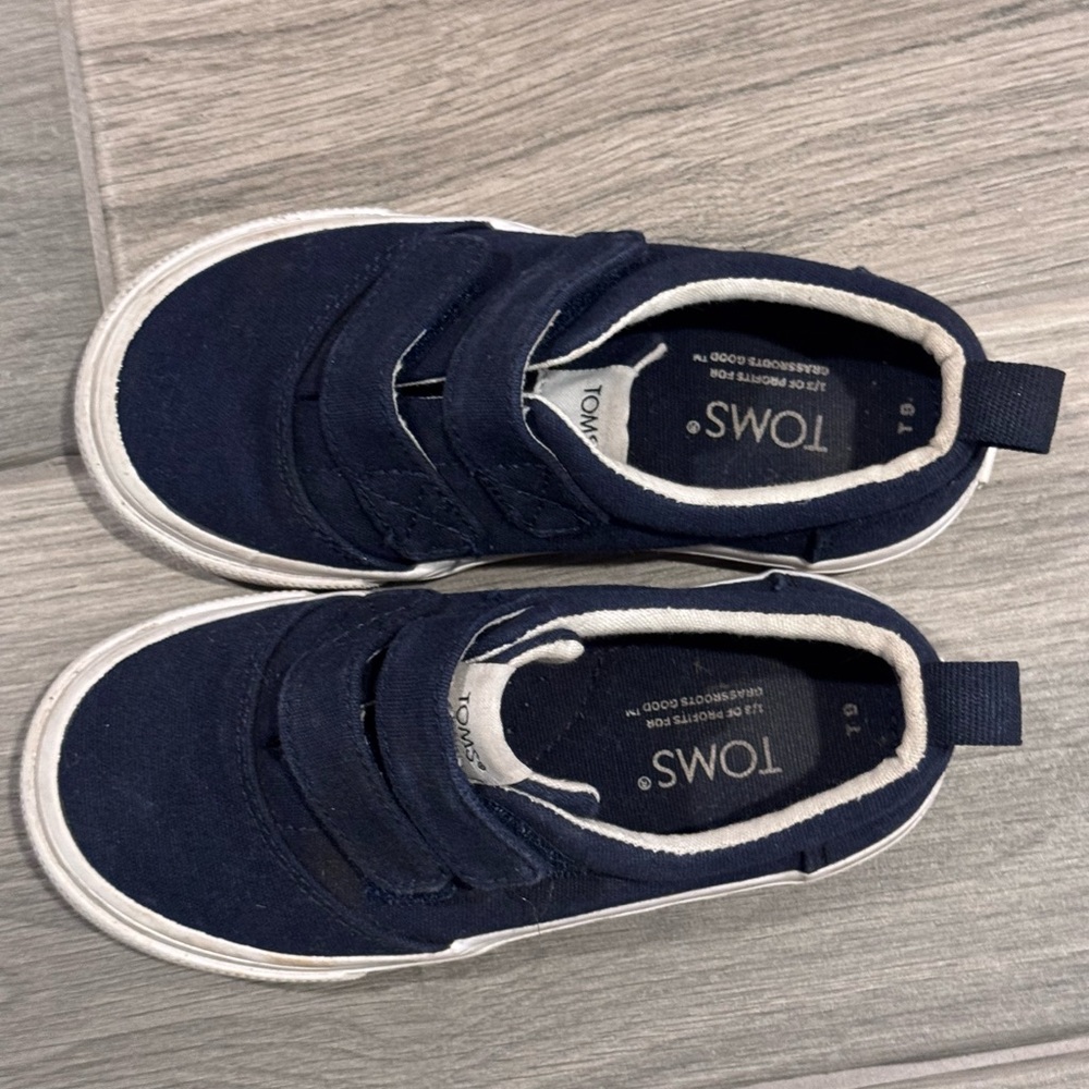TOMS Kids Dark Blue Sneakers